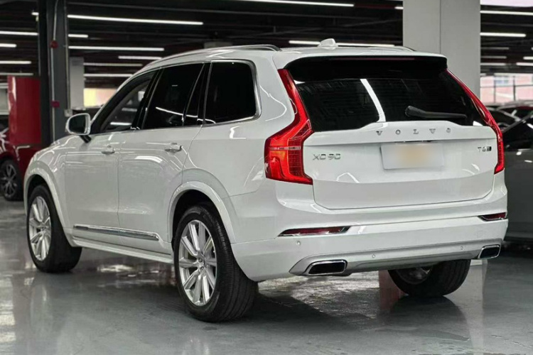 沃尔沃XC90 2019款 T6 智逸版 7座 国VI车身外观6002