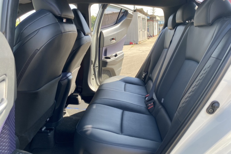 丰田C-HR 2020款 2.0L 领先版中控内饰7003