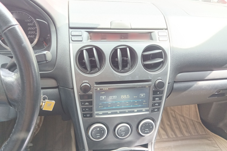 马自达6 2013款 2.0L 自动时尚型局部细节16