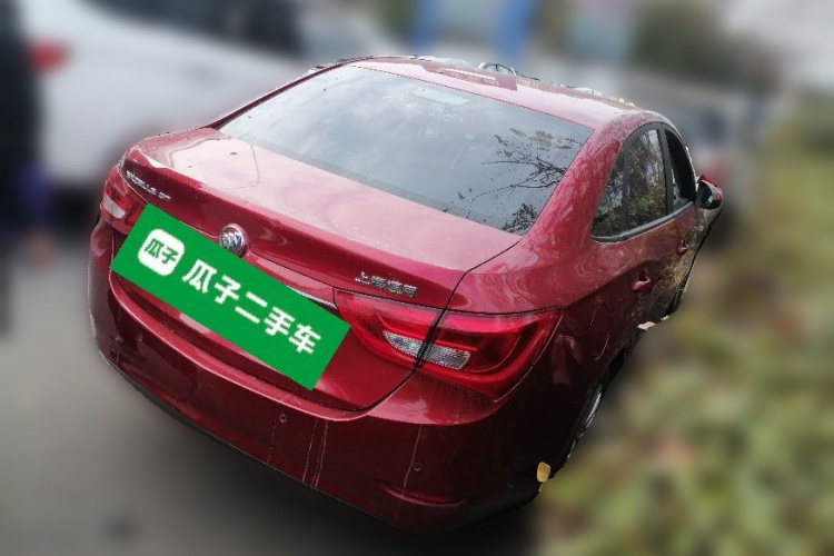 别克 英朗 2015款 18T 双离合豪华型车身外观7