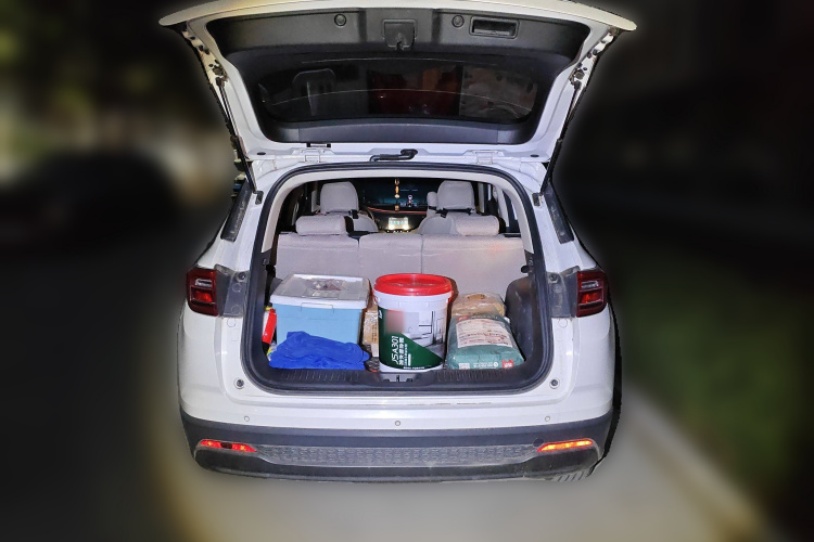 长安CS35PLUS 2021款 荣耀百万版 1.6L CVT精英版局部细节23