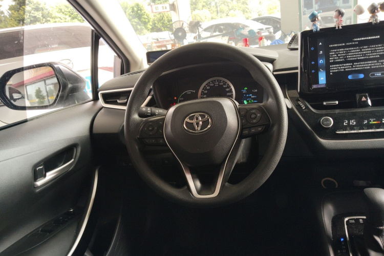 丰田 卡罗拉 2022款 双擎 1.8L E-CVT先锋版局部细节13