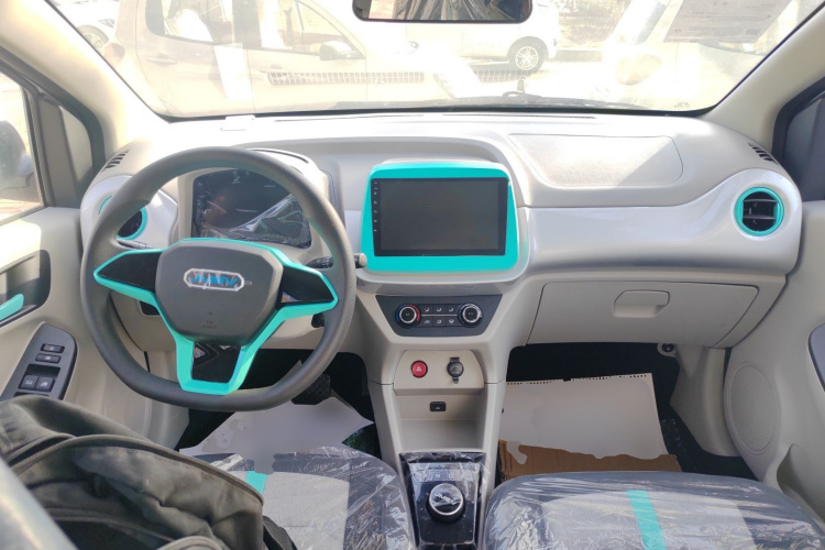 江铃集团新能源 易至EV2 2026款 PLUS+ 舒适型中控内饰12