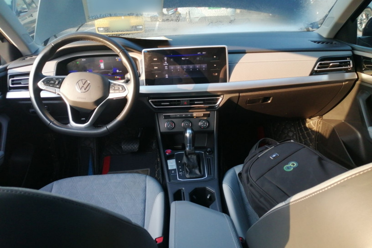 大众 朗逸 2023款 1.5L 自动满逸版中控内饰7002