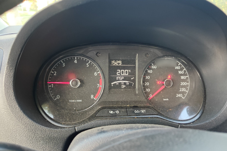 大众 Polo 2014款 1.4L 手动风尚版局部细节14