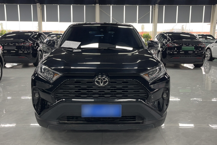 丰田 RAV4荣放 2023款 2.0L CVT两驱都市版车身外观6001