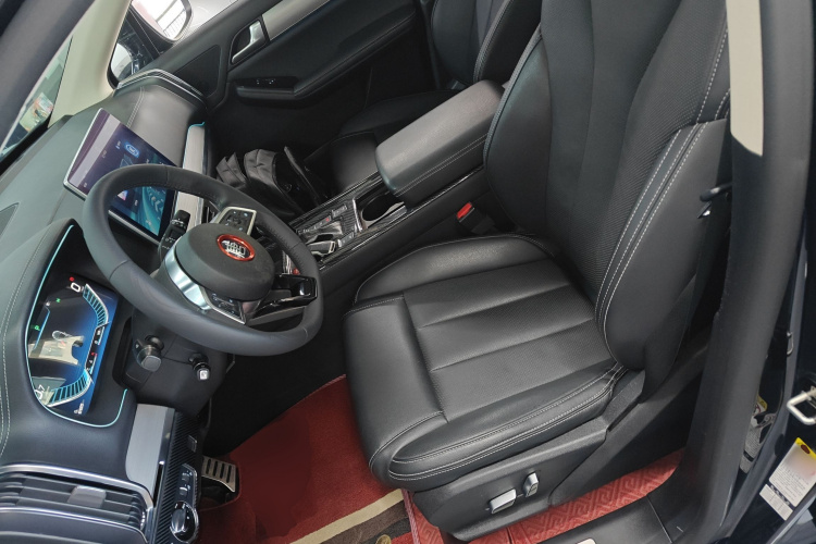 比亚迪 唐 2018款 2.0T 自动智联尊荣型 5座 国V中控内饰19