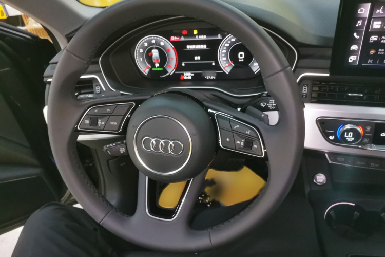 奥迪A4L 2025款 200万辆悦享版 40 TFSI 时尚动感型局部细节13