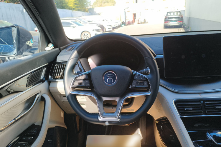 比亚迪 宋PLUS新能源 2021款 EV 旗舰型中控内饰13