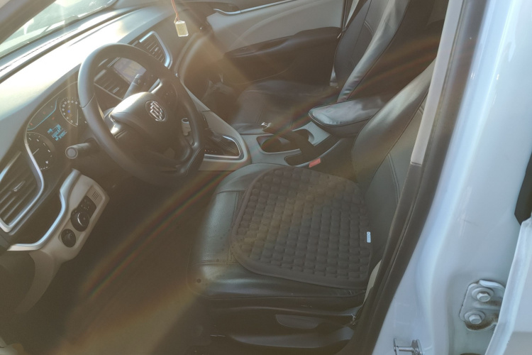 别克 英朗 2015款 15N 自动进取型局部细节19