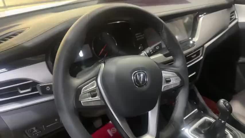 长安 逸动 2016款 1.6L 自动风尚型实拍1