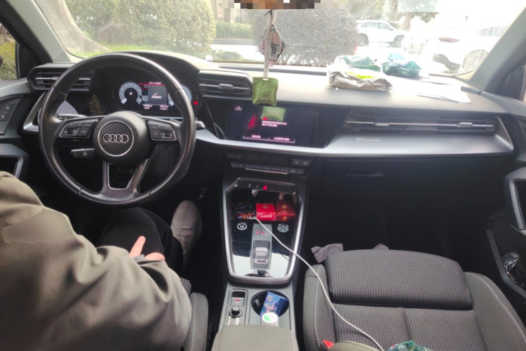 奥迪A3 2021款 A3L Limousine 35 TFSI 进取运动型中控内饰12