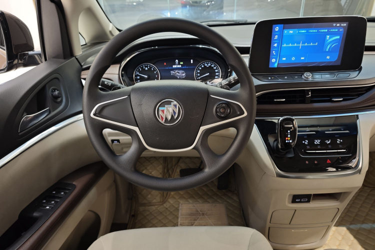 别克GL8 2021款 陆上公务舱 652T 舒适型中控内饰7001