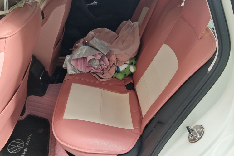 大众 Polo 2016款 1.4L 自动风尚型中控内饰21