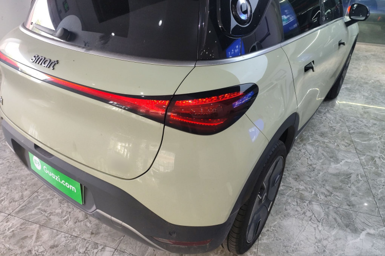 smart精灵#1 2024款 Premium版车身外观9