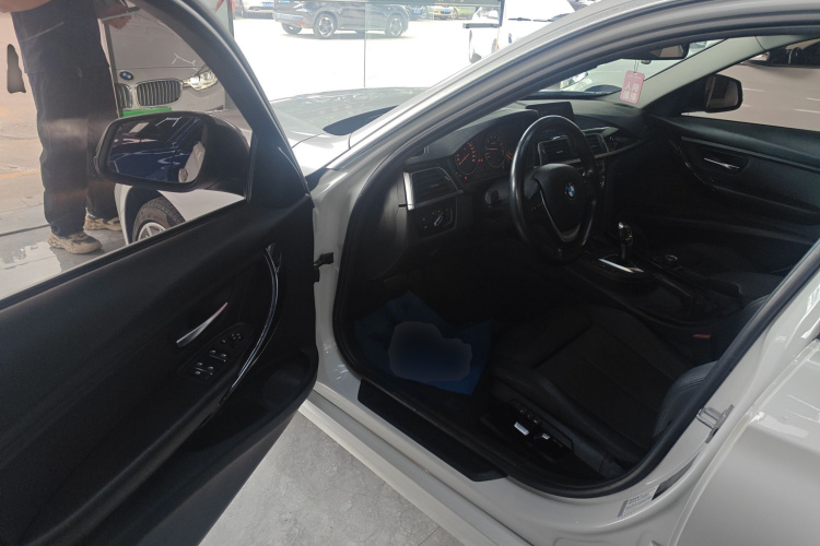 宝马3系 2018款 320Li 时尚型中控内饰20