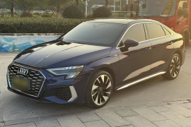 奥迪A3 2024款 A3L Limousine 35 TFSI 时尚运动型
