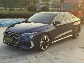 奥迪A3 2024款 A3L Limousine 35 TFSI 时尚运动型