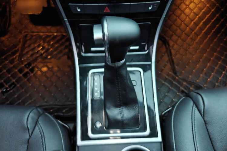 哈弗H2 2016款 红标 1.5T 自动两驱精英型局部细节18