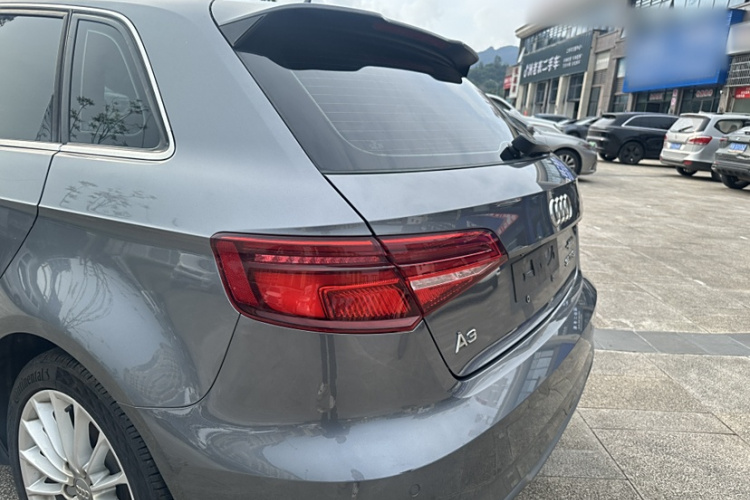 奥迪A3 2017款 Sportback 35 TFSI 时尚型车身外观6004