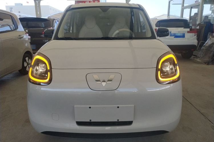 五菱汽车 宏光MINIEV 2025款 四门版 进阶款车身外观2