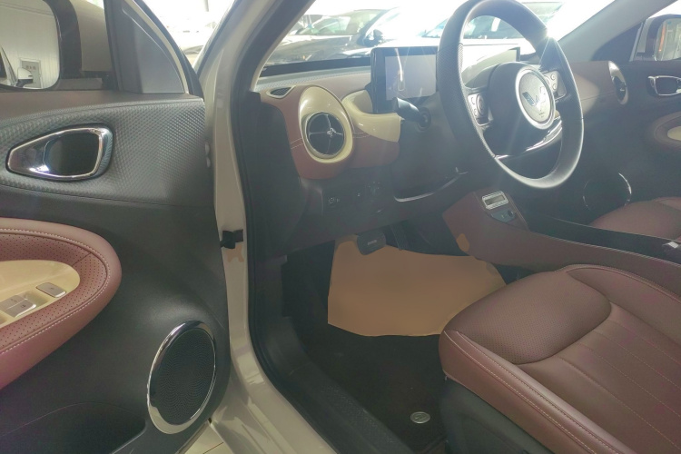 五菱汽车 五菱缤果 2023款 203km 舒享款中控内饰20