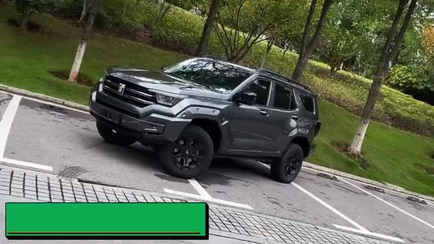 坦克400新能源 2024款 Hi4-T 越野版实拍1