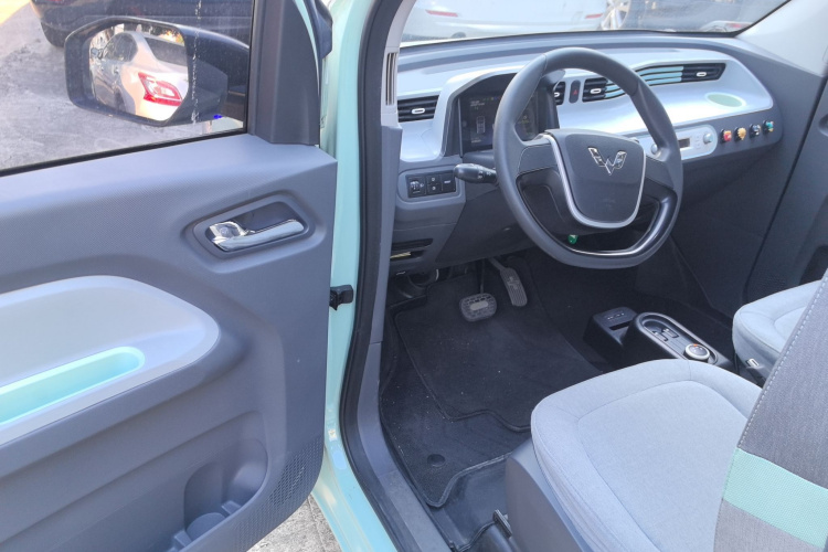 五菱汽车 宏光MINIEV 2021款 马卡龙臻享款 磷酸铁锂中控内饰7003