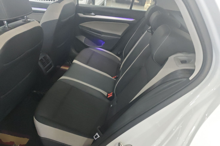 大众 高尔夫 2021款 280TSI DSG Pro中控内饰21