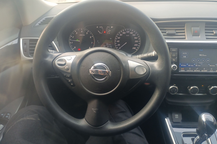 日产 轩逸 2016款 1.6XV CVT智享版局部细节13