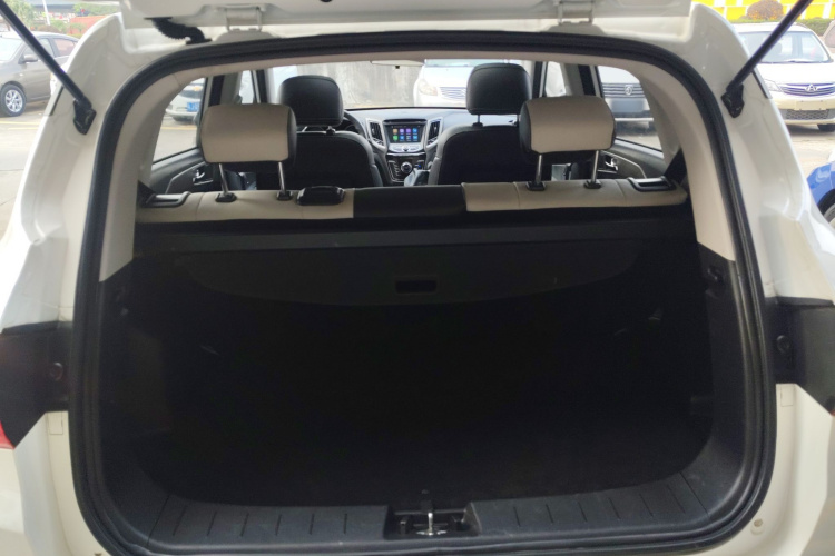 长安CS35 2017款 1.6L 自动豪华型局部细节23