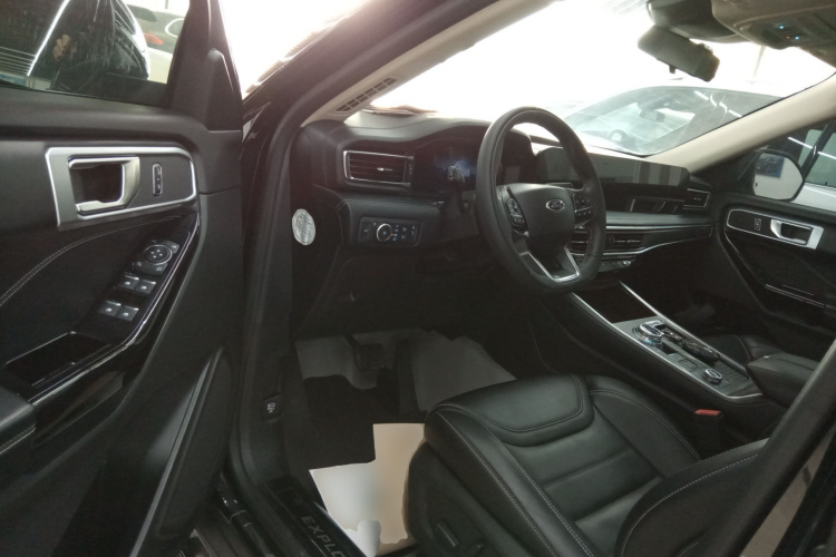 福特 探险者 2023款 EcoBoost 285 四驱风尚plus版 6座中控内饰20