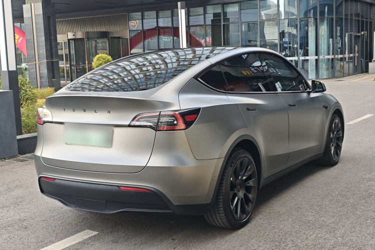 特斯拉 Model Y 2021款 标准续航后驱版车身外观6007