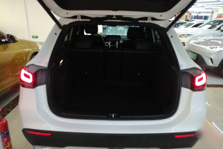 奔驰GLA 2022款 改款 GLA 200局部细节23