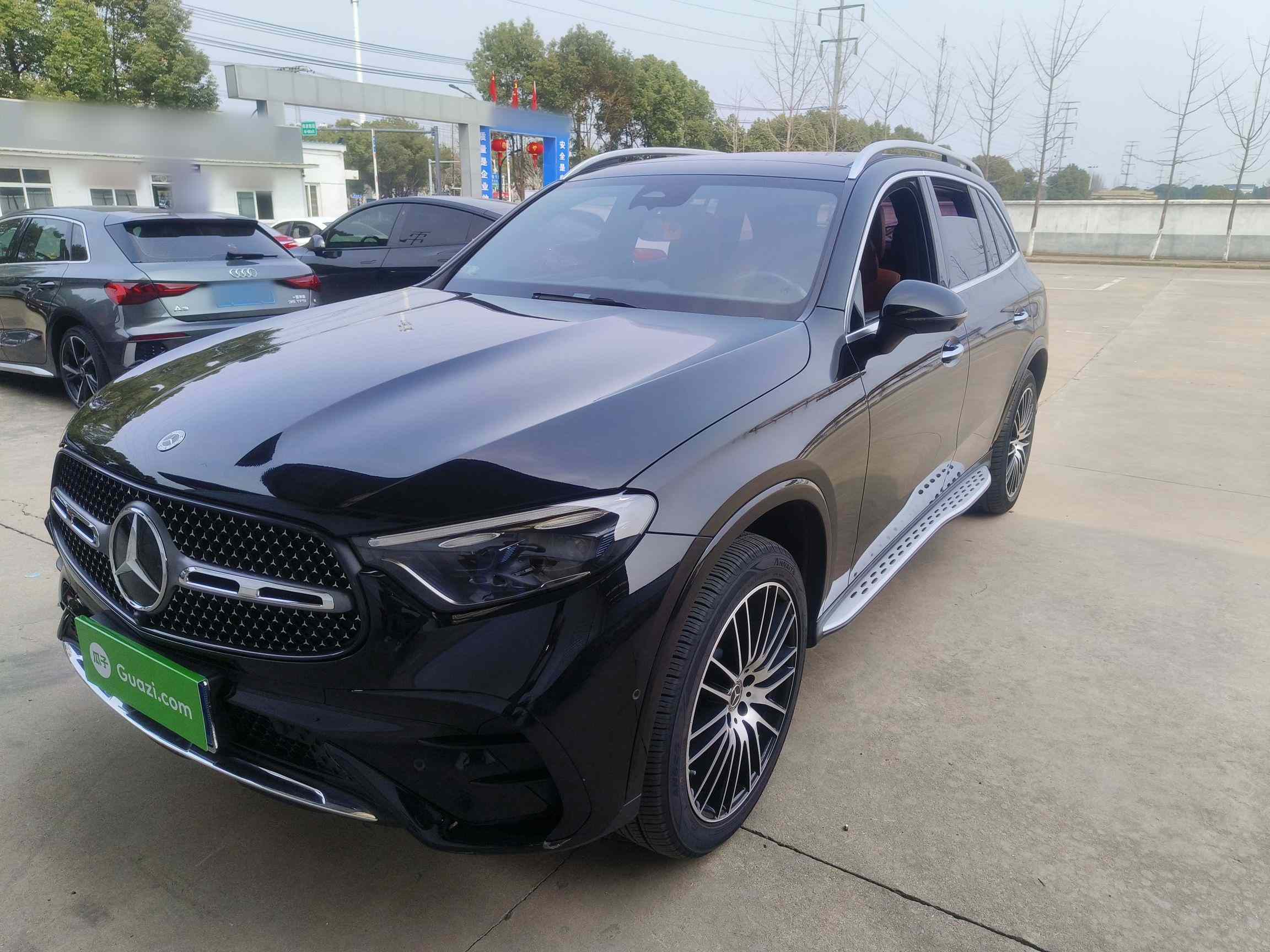 奔驰GLC 2023款 GLC 300 L 4MATIC 豪华型 7座(2)