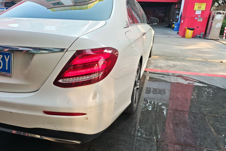 奔驰E级 2020款 E 260 L 运动型车身外观6004