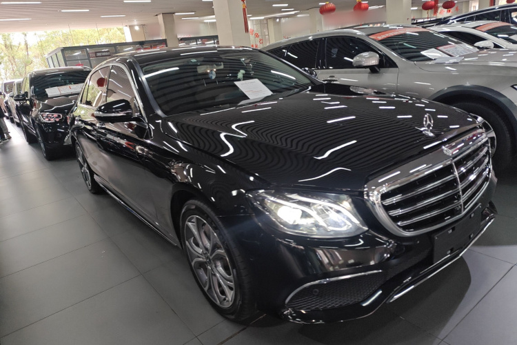 奔驰E级 2020款 改款 E 300 L 运动时尚型车身外观6002