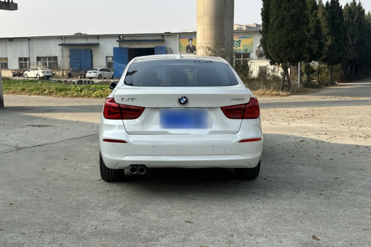 宝马3系GT 2017款 320i 时尚型车身外观6009