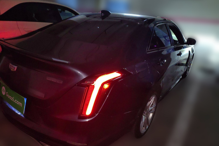 凯迪拉克CT4 2021款 28T 风尚型车身外观6005