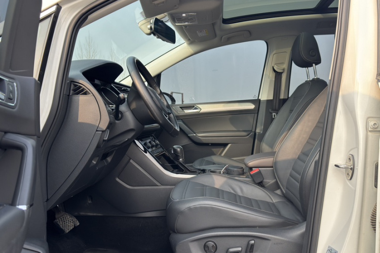 大众 2016款 途安L 280TSI DSG豪华版局部细节19