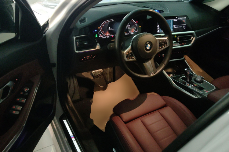 宝马3系 2021款 改款 325i M运动套装中控内饰20