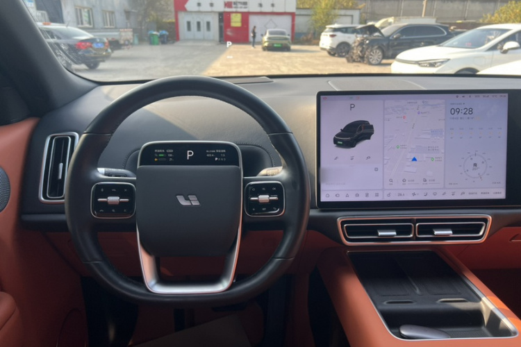 理想汽车 理想L8 2024款 Pro中控内饰7002