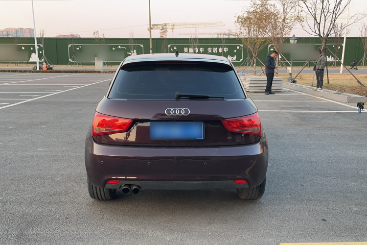 奥迪A1 2014款 30 TFSI Sportback时尚型车身外观6004