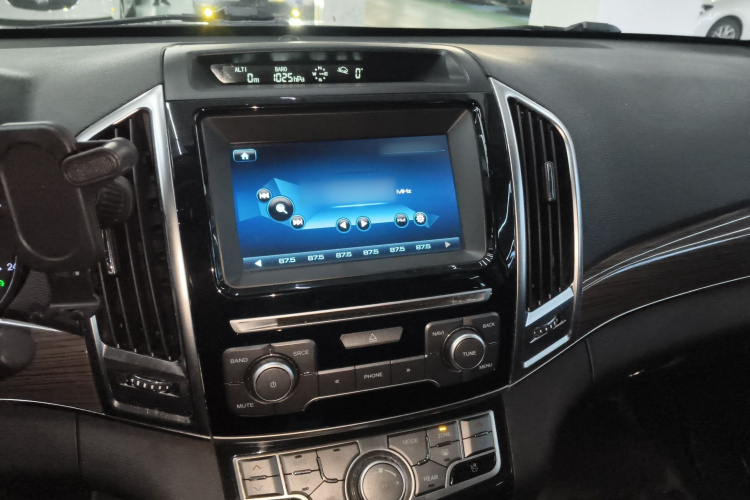 哈弗H9 2016款 2.0T 四驱豪华型 5座局部细节16