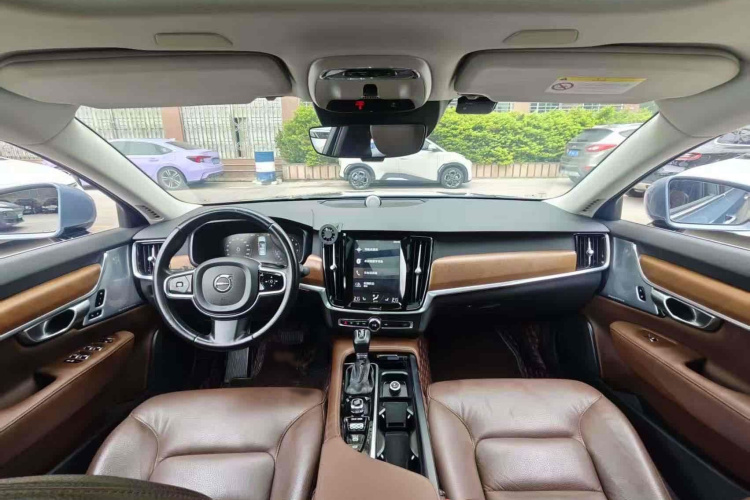 沃尔沃S90 2020款 T5 智逸豪华版中控内饰7005
