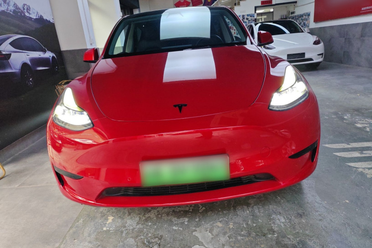 特斯拉 Model Y 2022款 后轮驱动版车身外观2