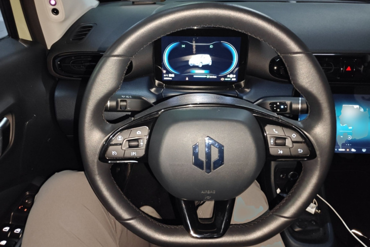 零跑汽车 零跑T03 2022款 星钻版中控内饰13