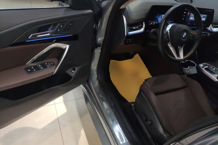 宝马X2(进口) 2024款 sDrive25i M运动套装中控内饰20