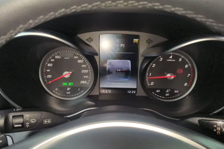 奔驰GLC 2017款 GLC 260 4MATIC 豪华型局部细节14