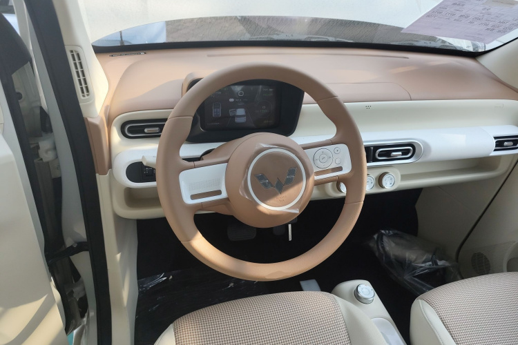 五菱汽车 宏光MINIEV 2024款 第三代 215km 青春版中控内饰13